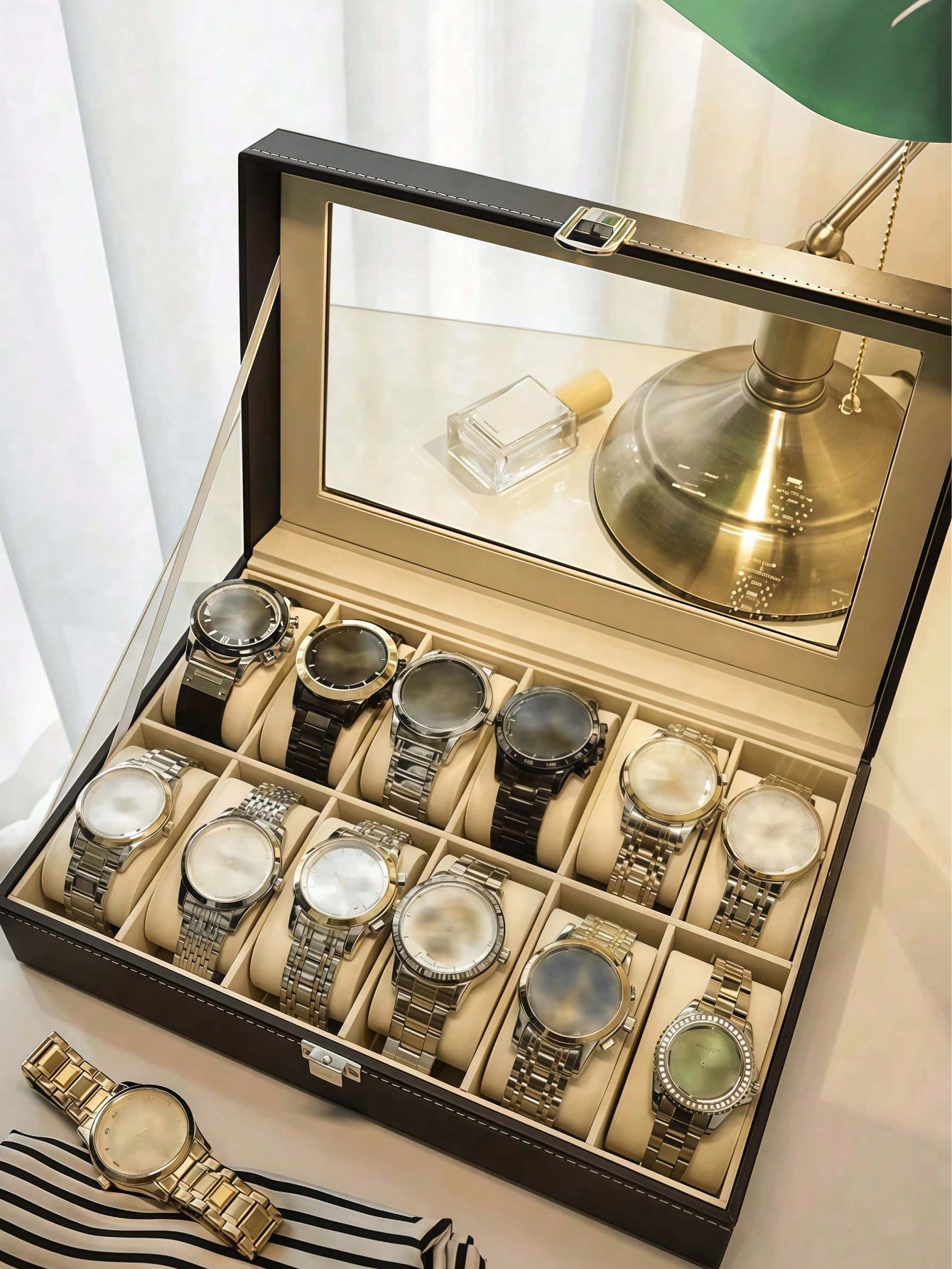 잠금장치가 있는 가죽 시계 상자, 대용량 시계 진열 케 - Jewelry Box With Watches 리뷰 및 가격